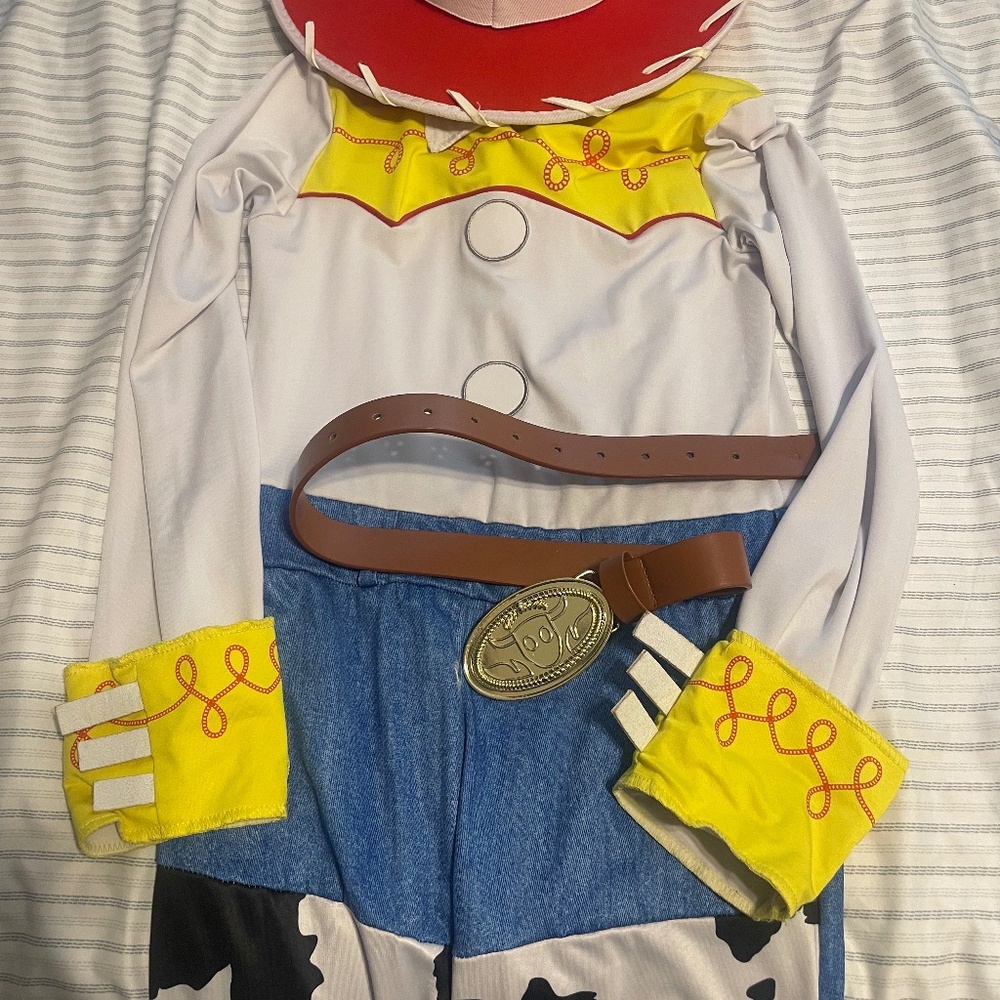 Jessie costume size 12